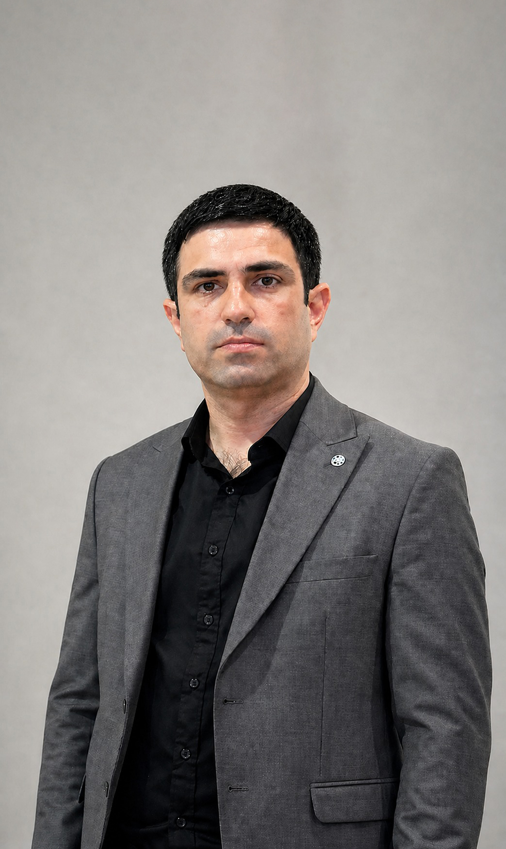 Elvin Axundov